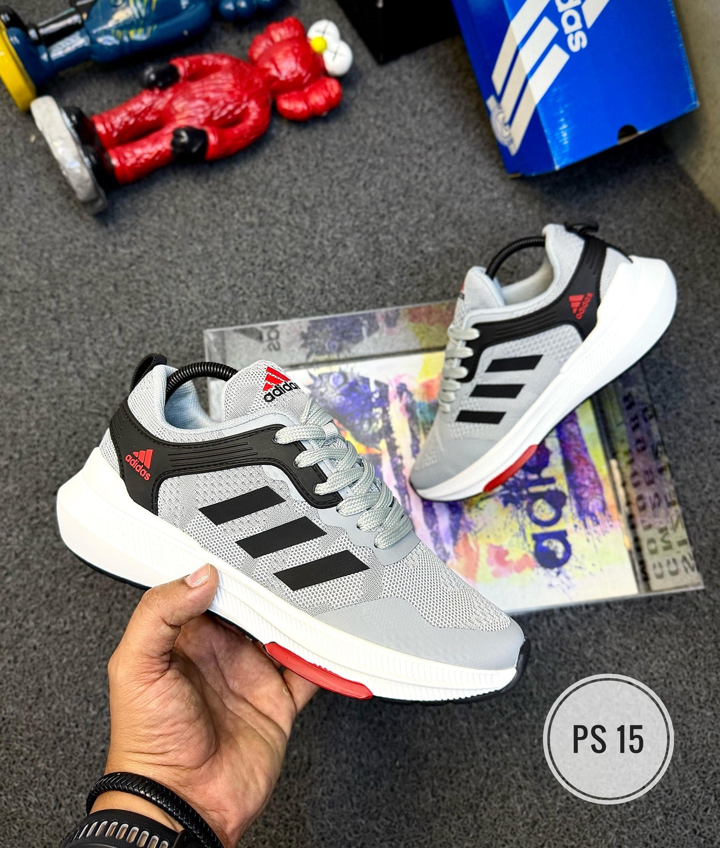 ADIDAS BOOST XS