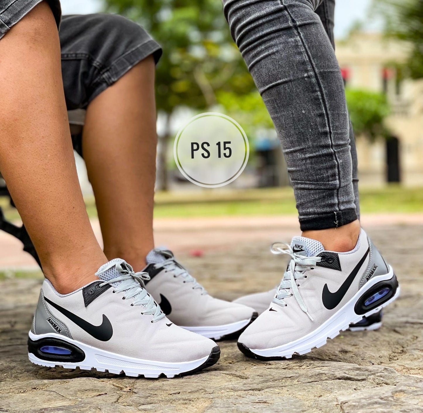 NIKE COMANDO