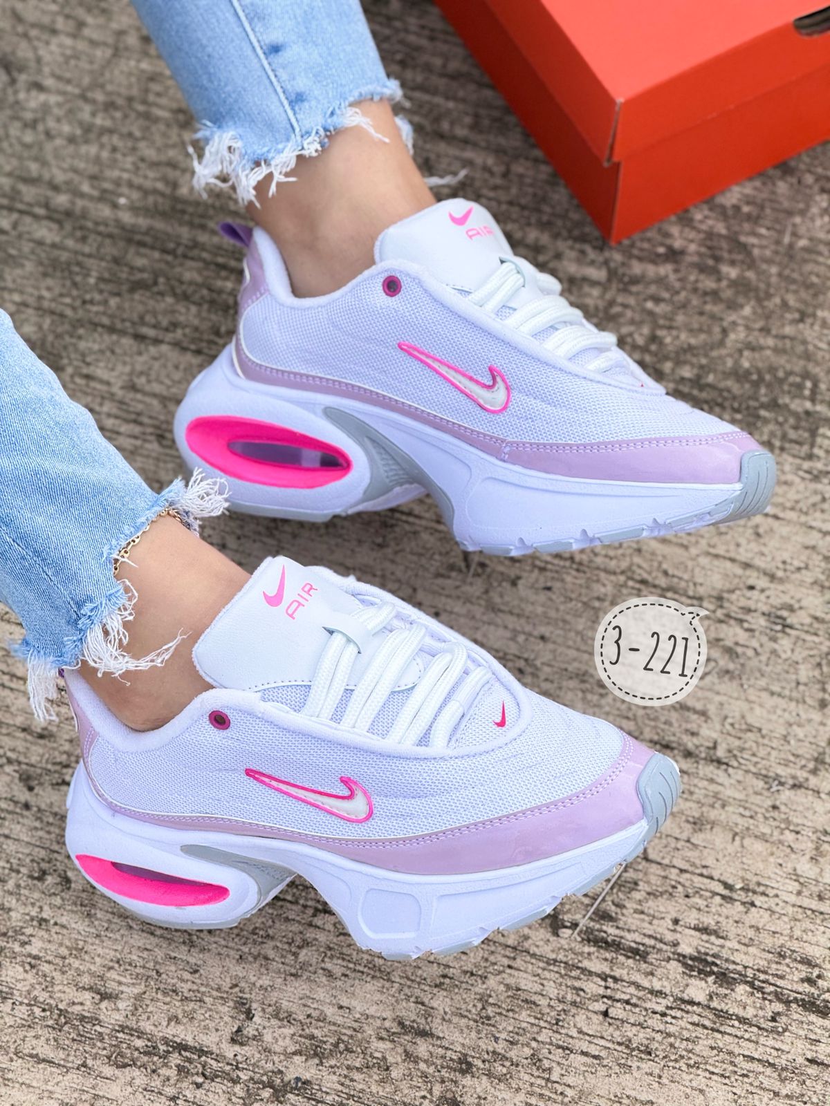 NIKE DN DAMA