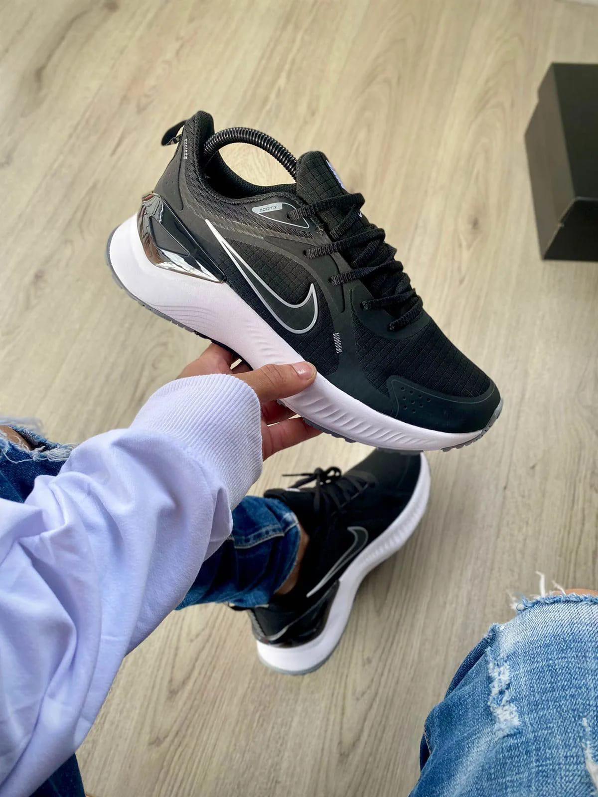 NIKE IMPORTADO CABALLERO