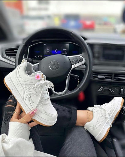 NEW BALANCE DAMA