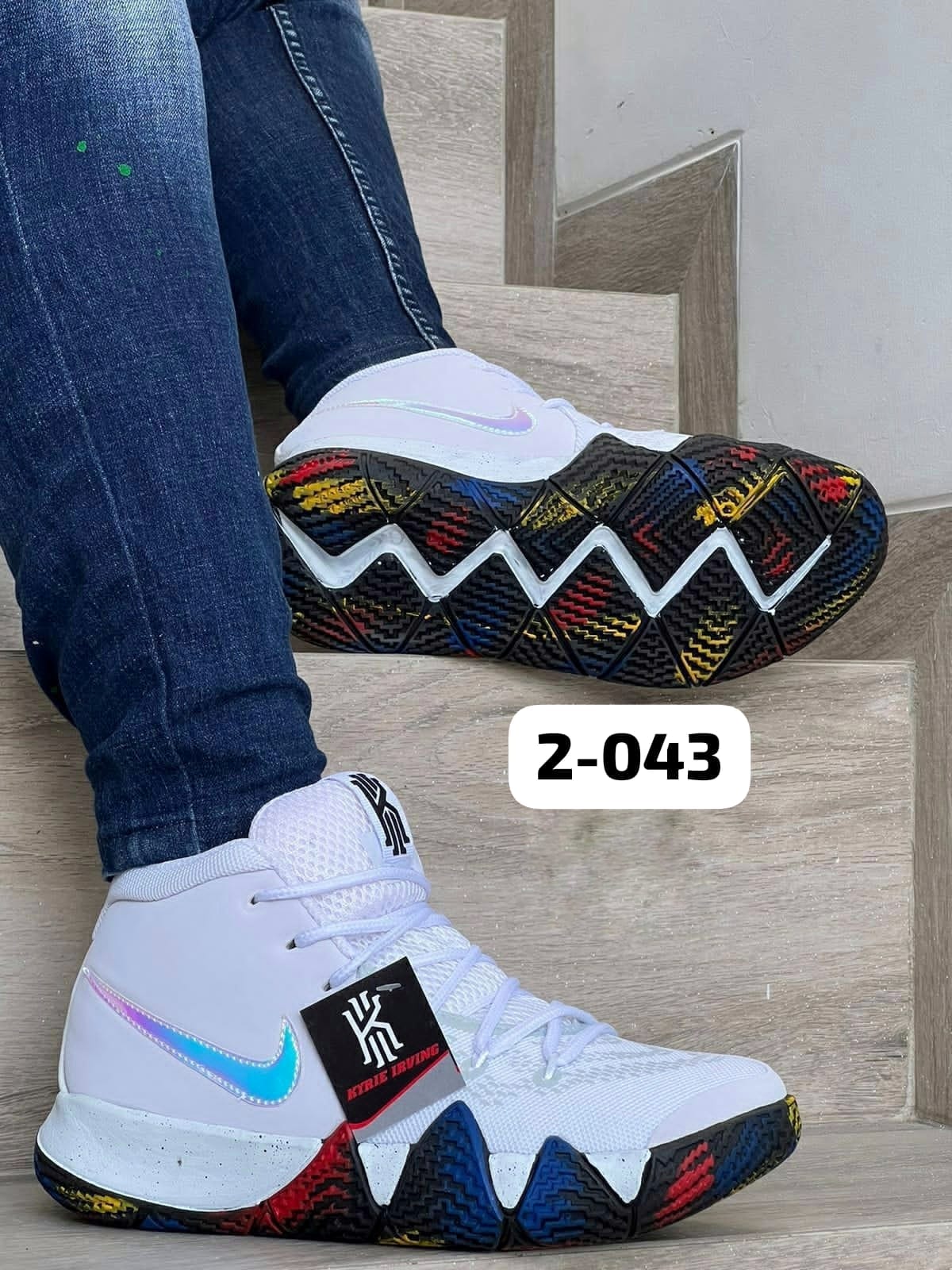 NIKE KYRIE
