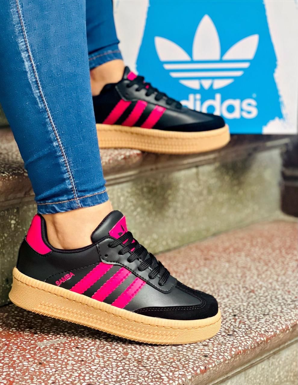 SAMBA DAMA ADIDAS