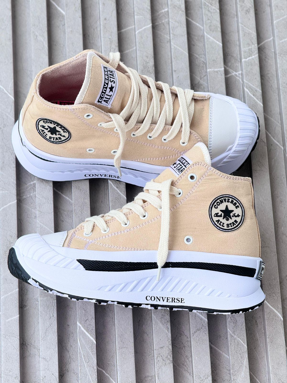 BOTA CONVERSE DAMA