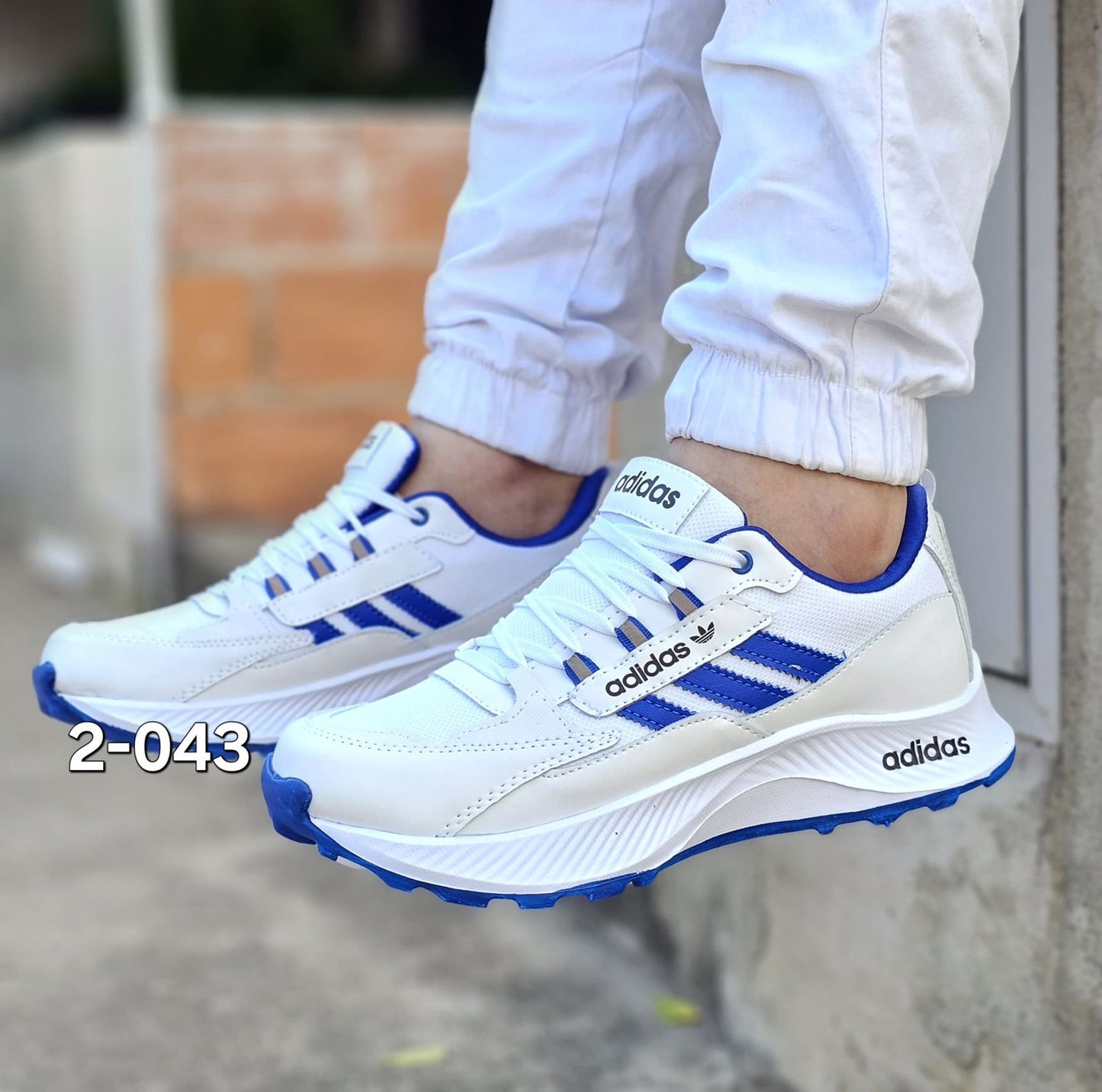 ADIDAS PREMIUM