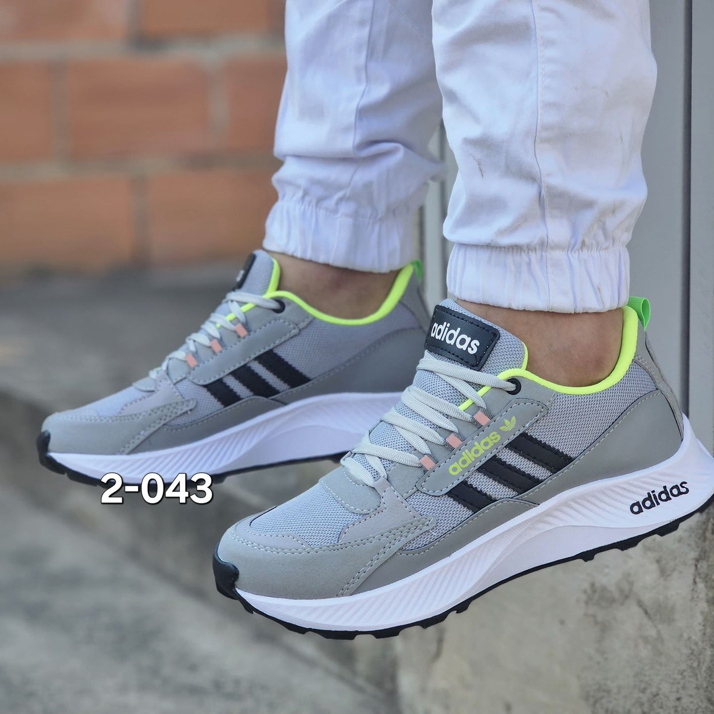 ADIDAS PREMIUM