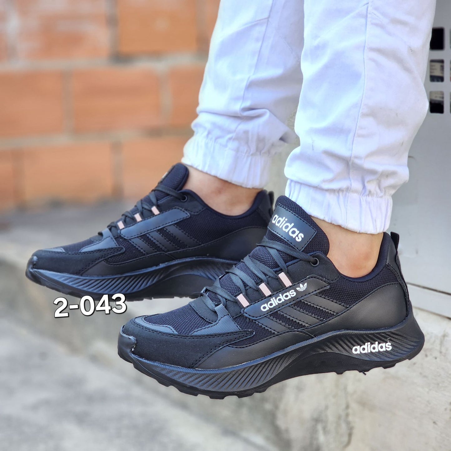 ADIDAS PREMIUM