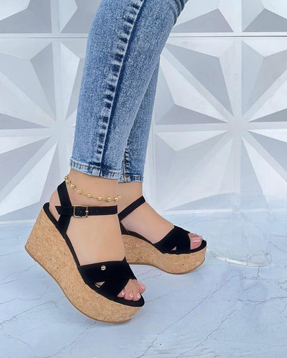 SANDALIAS EN PLATAFORMA DE CORCHO