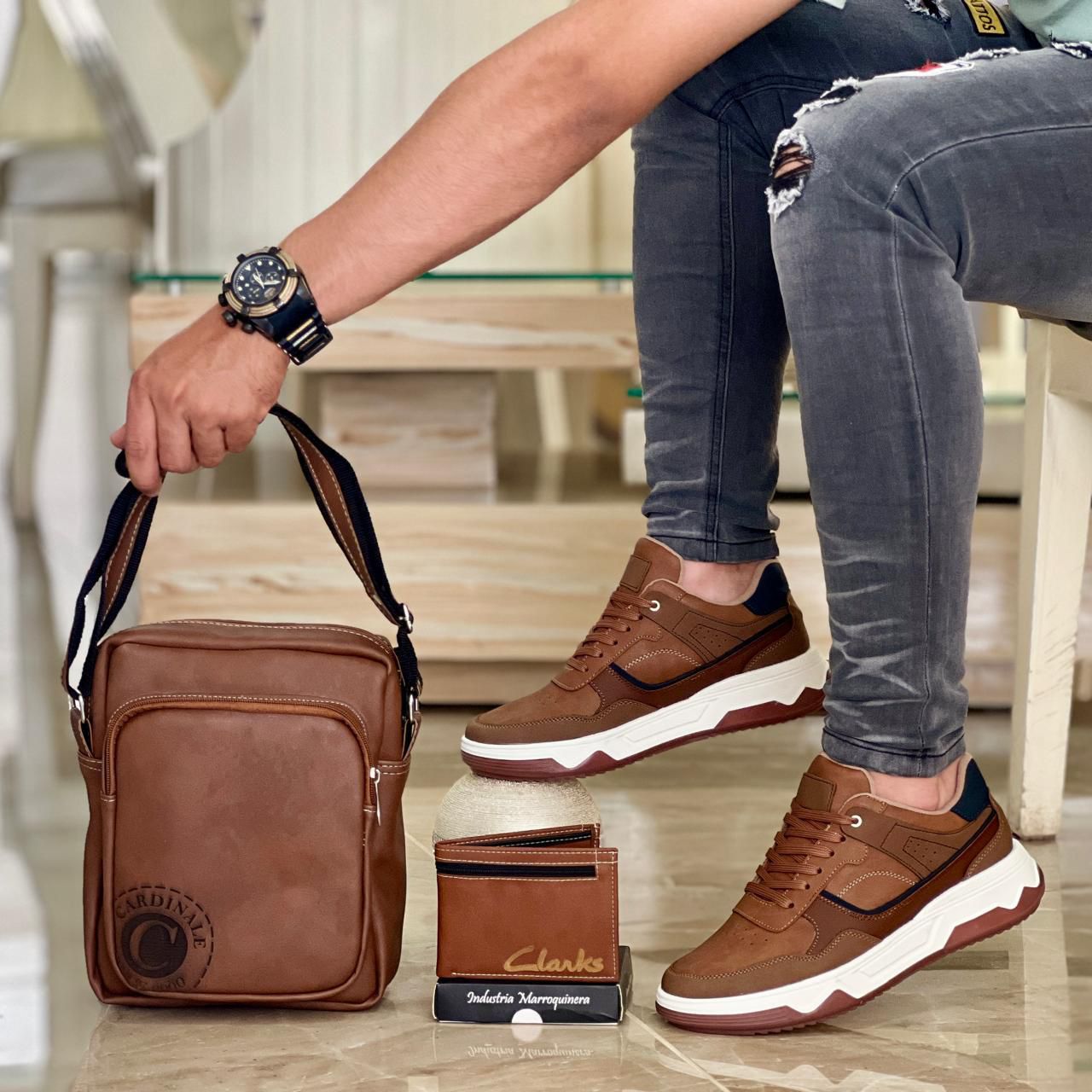 LEVIS  TENIS TRIO